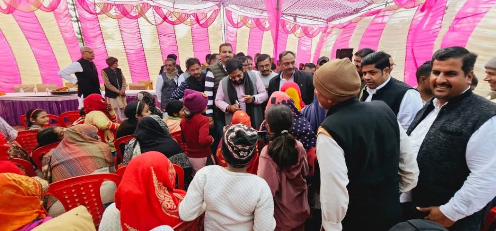 भाजपा विधायक ने डिजिटल लाइब्रेरी का उद्घाटन किया