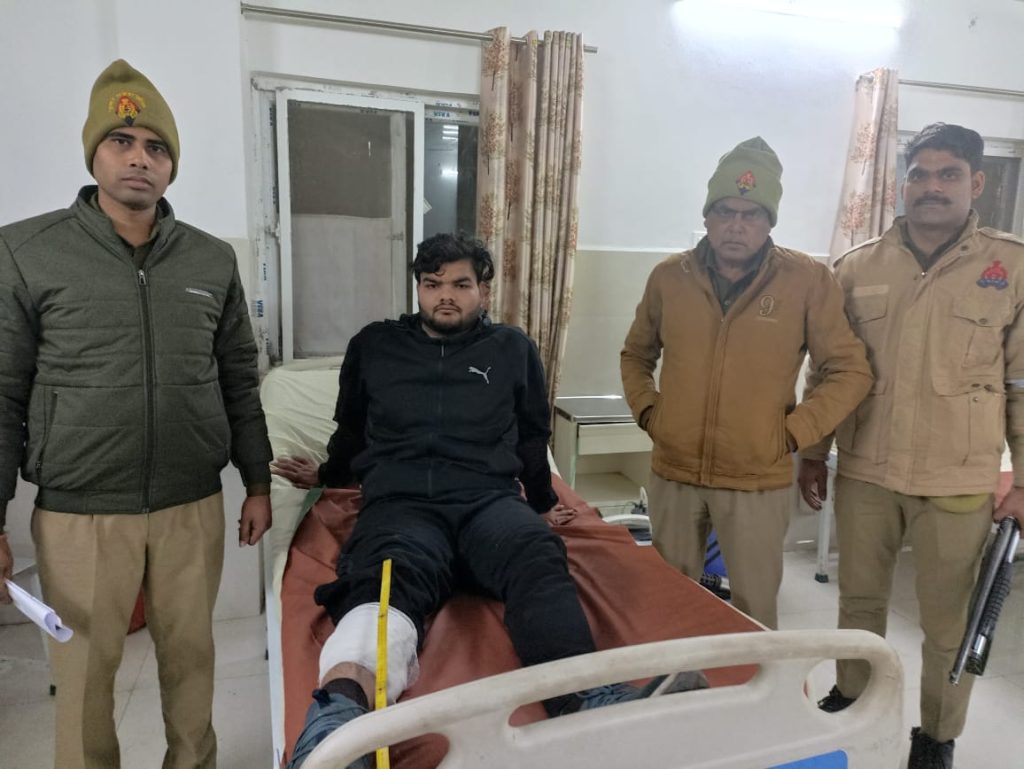 पूर्व पालिकाध्यक्ष का पुत्र पुलिस मुठभेड़ में गिरफ्तार आरोपी के पैर में लगी गोली,इलाज के बाद पुलिस ने किया चालान