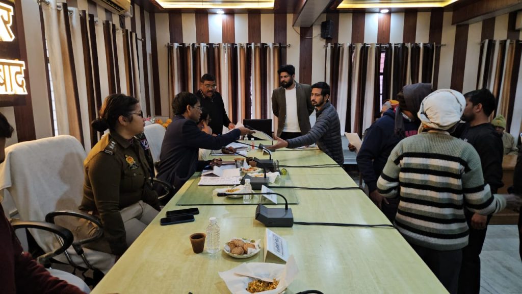 मौके पर आई 8 शिकायतों में से किसी का भी नहीं हुआ निस्तारण