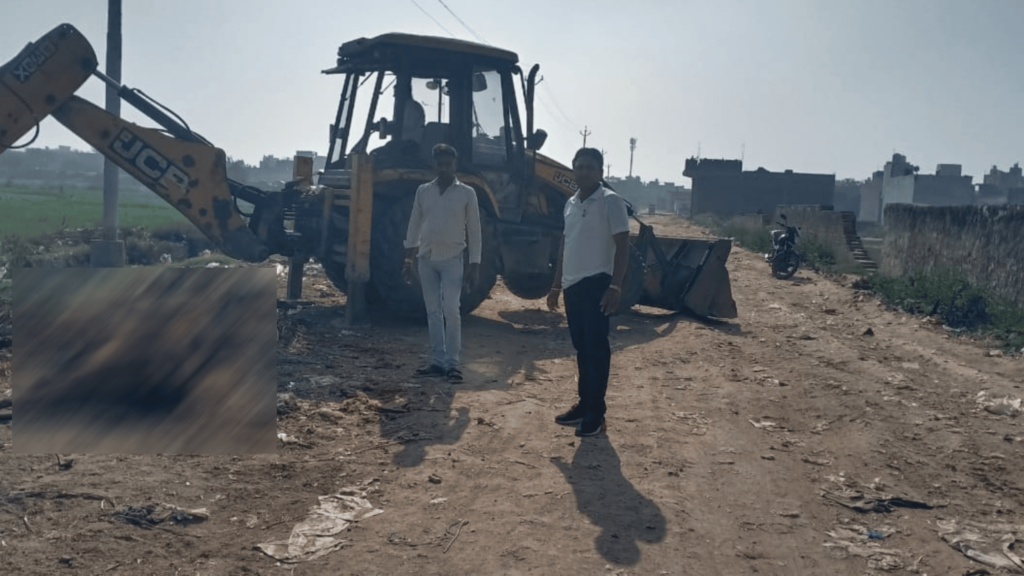 सिकंदराबाद में मृत गोवंश मिला,भाजपा कार्यकर्ताओं ने किया अंतिम संस्कार