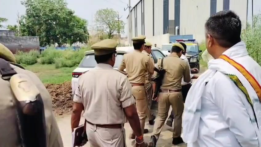 जातीय बोर्ड विवाद: पंचायत कर लौट रहे 12 लोग गिरफ्तार, 4 वाहन जब्त