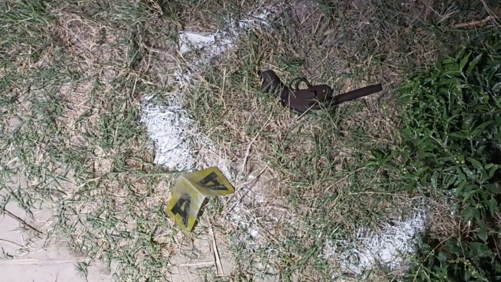 सिकन्द्राबाद में छेड़छाड़ के आरोपी तालिब की पुलिस मुठभेड़ में गोली लगने से गिरफ्तारी, अवैध असलहा भी बरामद।