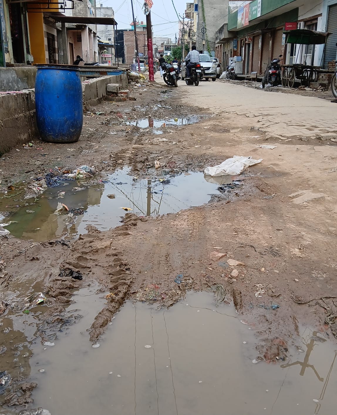 सिकंदराबाद: जल अभिषेक से पहले रास्ते के निर्माण की मांग उठी