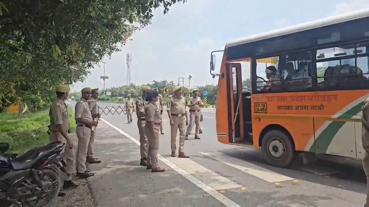 कांवड़ मार्ग पर तेज़ रफ़्तार वाहनों पर शिकंजा, 25 चालान, 50 को चेतावनी